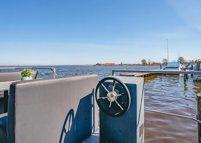 Havenlodge 船上ホテル Uitgeest